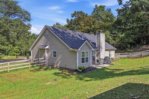 44 Oakmont Drive Cleveland GA 30528