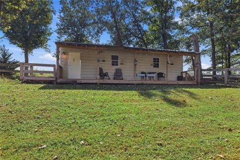 44 Oakmont Drive Cleveland GA 30528