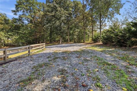 44 Oakmont Drive Cleveland GA 30528