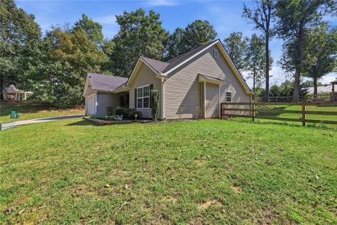 44 Oakmont Drive Cleveland GA 30528