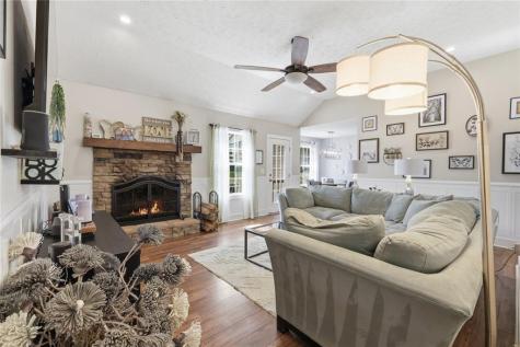 44 Oakmont Drive Cleveland GA 30528