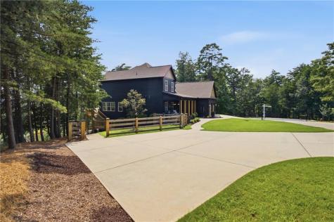 567 Crown Mountain Way Dahlonega GA 30533