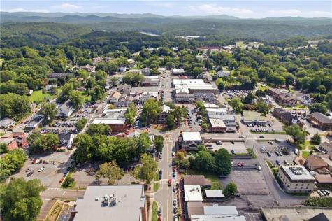 567 Crown Mountain Way Dahlonega GA 30533
