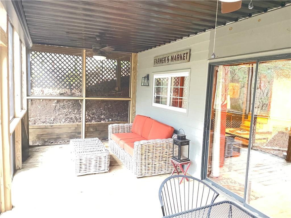215 Valley View Road Ellijay GA 30536