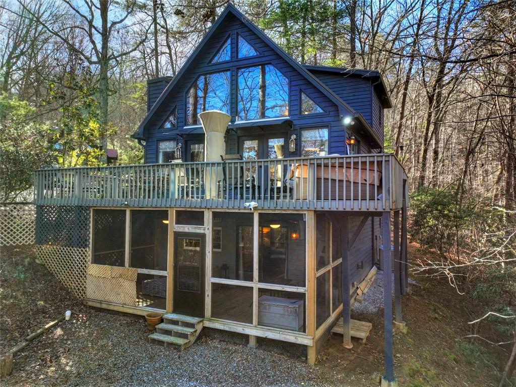 215 Valley View Road Ellijay GA 30536