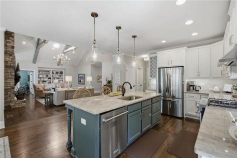 303 Trappers Bluff Waleska GA 30183