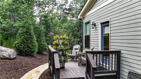 303 Trappers Bluff Waleska GA 30183