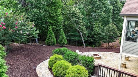 303 Trappers Bluff Waleska GA 30183