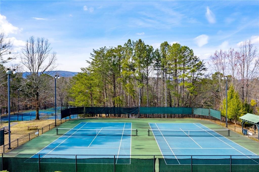 303 Trappers Bluff Waleska GA 30183
