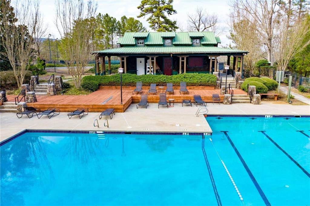 303 Trappers Bluff Waleska GA 30183