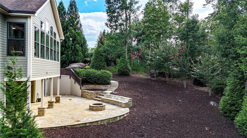 303 Trappers Bluff Waleska GA 30183