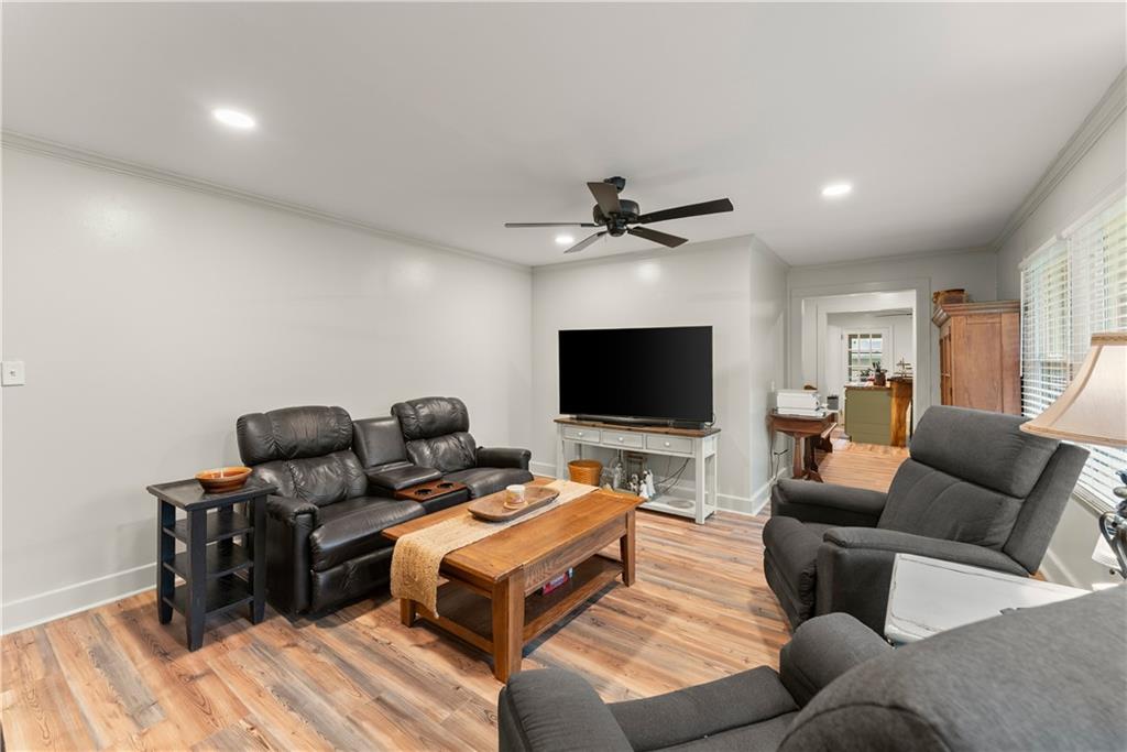 5907 Main Street Lula GA 30554
