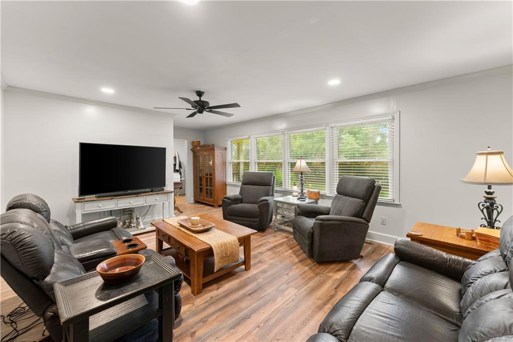 5907 Main Street Lula GA 30554