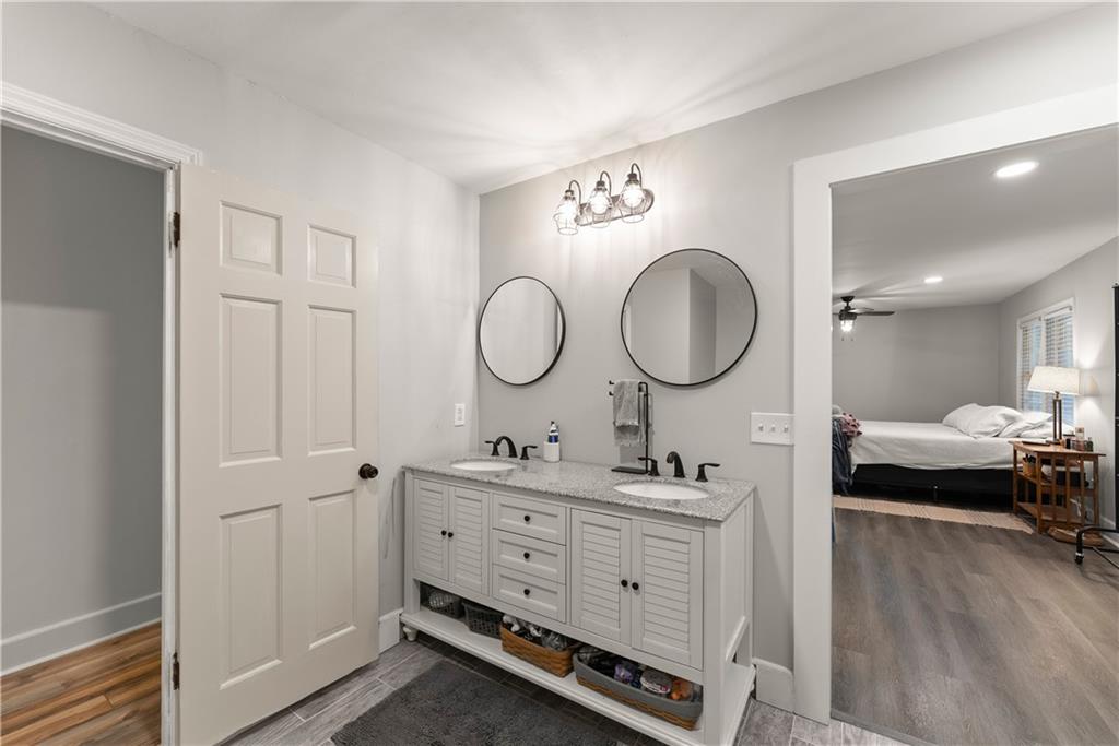 5907 Main Street Lula GA 30554