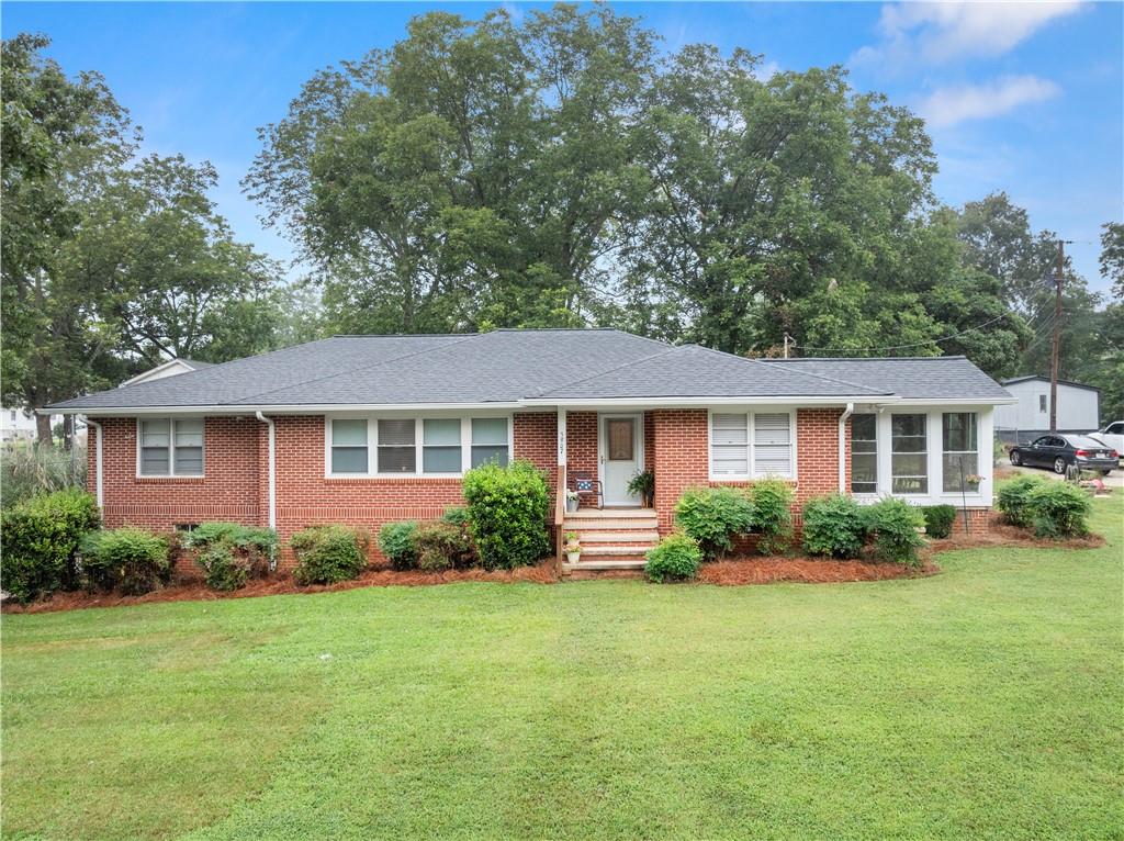 5907 Main Street Lula GA 30554