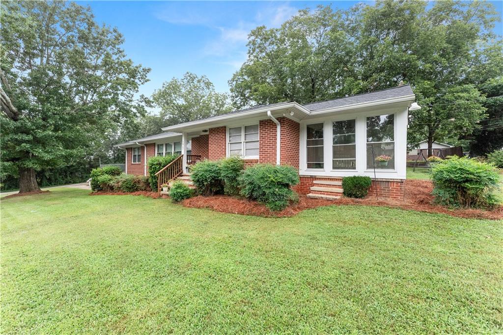 5907 Main Street Lula GA 30554