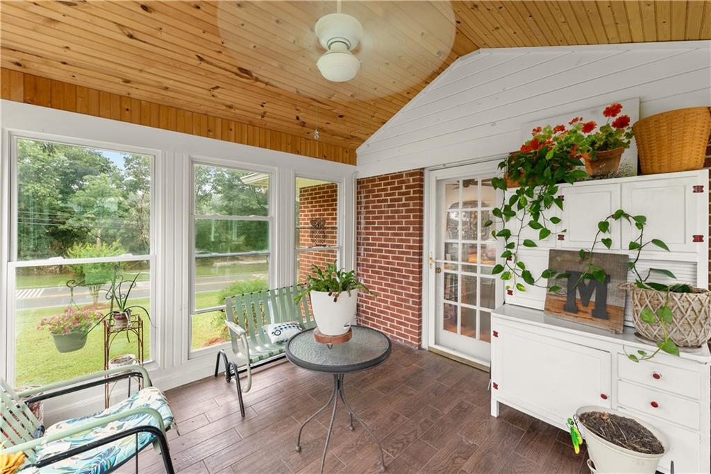 5907 Main Street Lula GA 30554
