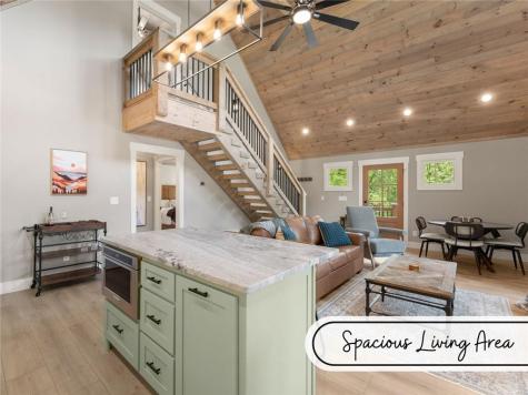 184 Mountain Laurel Ridge Mineral Bluff GA 30559