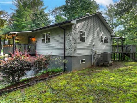 387 Ruby Lane Mineral Bluff GA 30559