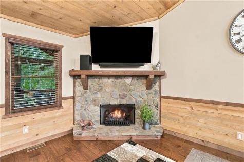 24 Jared Road Blue Ridge GA 30513
