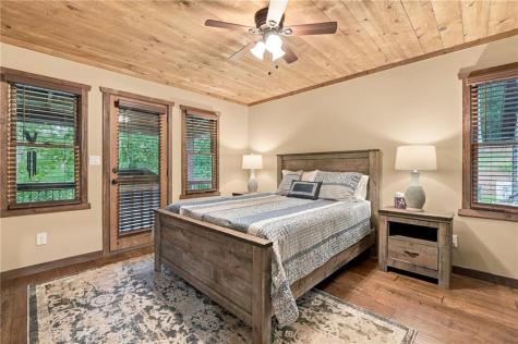 24 Jared Road Blue Ridge GA 30513