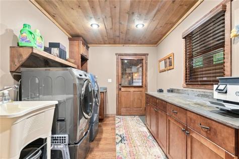 24 Jared Road Blue Ridge GA 30513