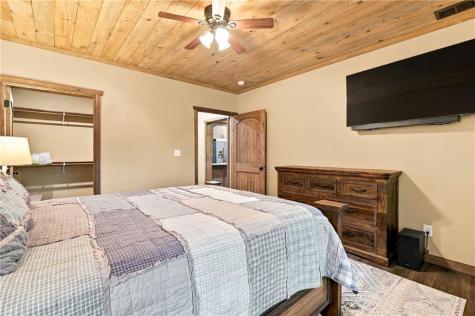 24 Jared Road Blue Ridge GA 30513