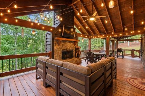 24 Jared Road Blue Ridge GA 30513