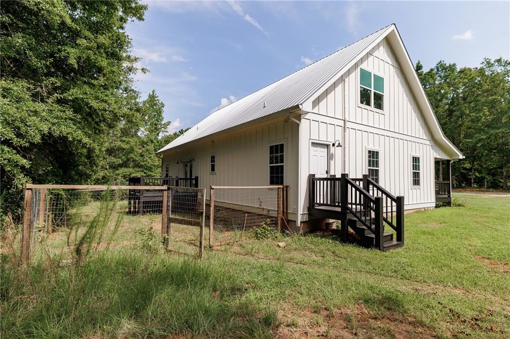 930 James Holcomb Road Hull GA 30646