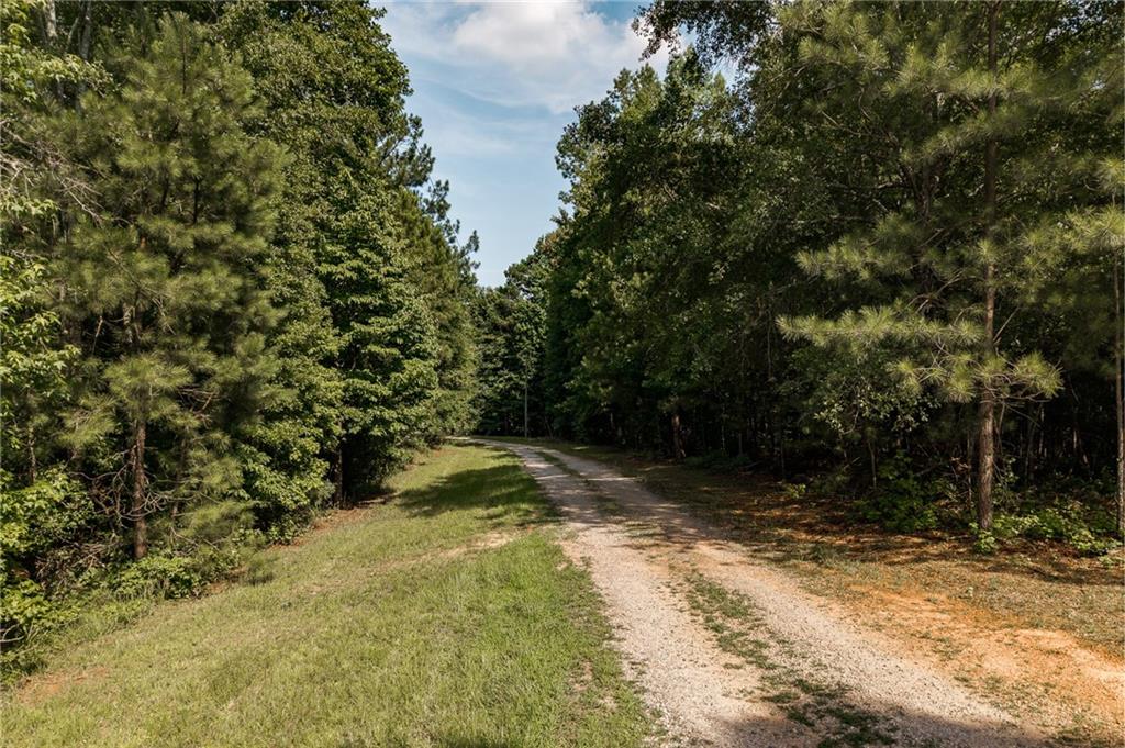 930 James Holcomb Road Hull GA 30646