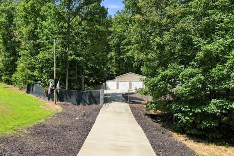 657 Barnes Mountain Road Ellijay GA 30540