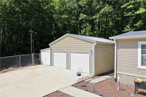 657 Barnes Mountain Road Ellijay GA 30540