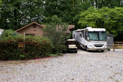87 Maple Wood Lane Cleveland GA 30528
