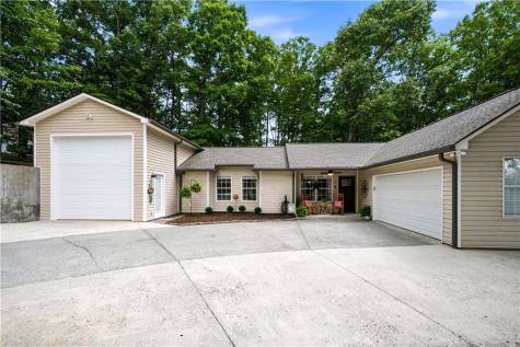 113 Eagle Heart Court Waleska GA 30183