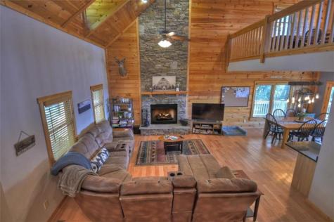 1072 Heatherwood Way Talking Rock GA 30175