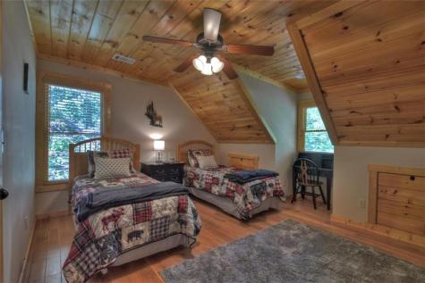 1072 Heatherwood Way Talking Rock GA 30175