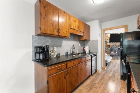 327 Brucken Strasse Helen GA 30545