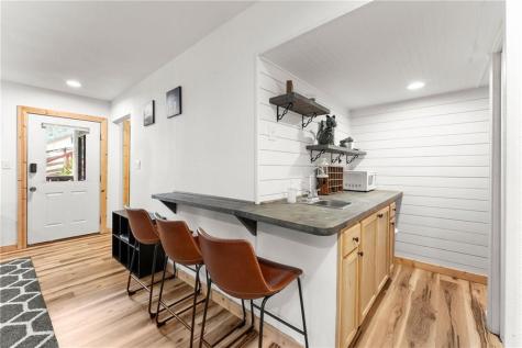 327 Brucken Strasse Helen GA 30545