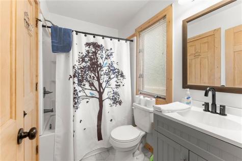 327 Brucken Strasse Helen GA 30545