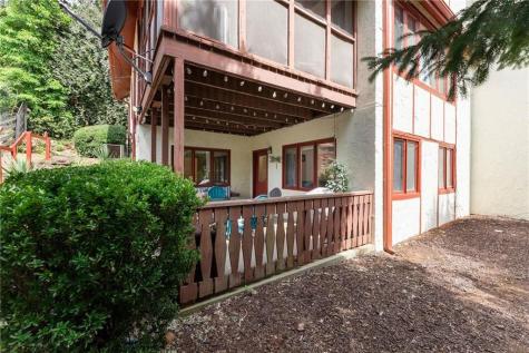 327 Brucken Strasse Helen GA 30545