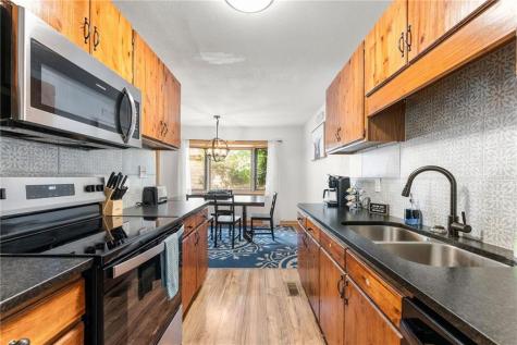 327 Brucken Strasse Helen GA 30545
