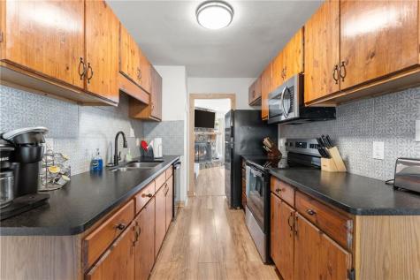 327 Brucken Strasse Helen GA 30545