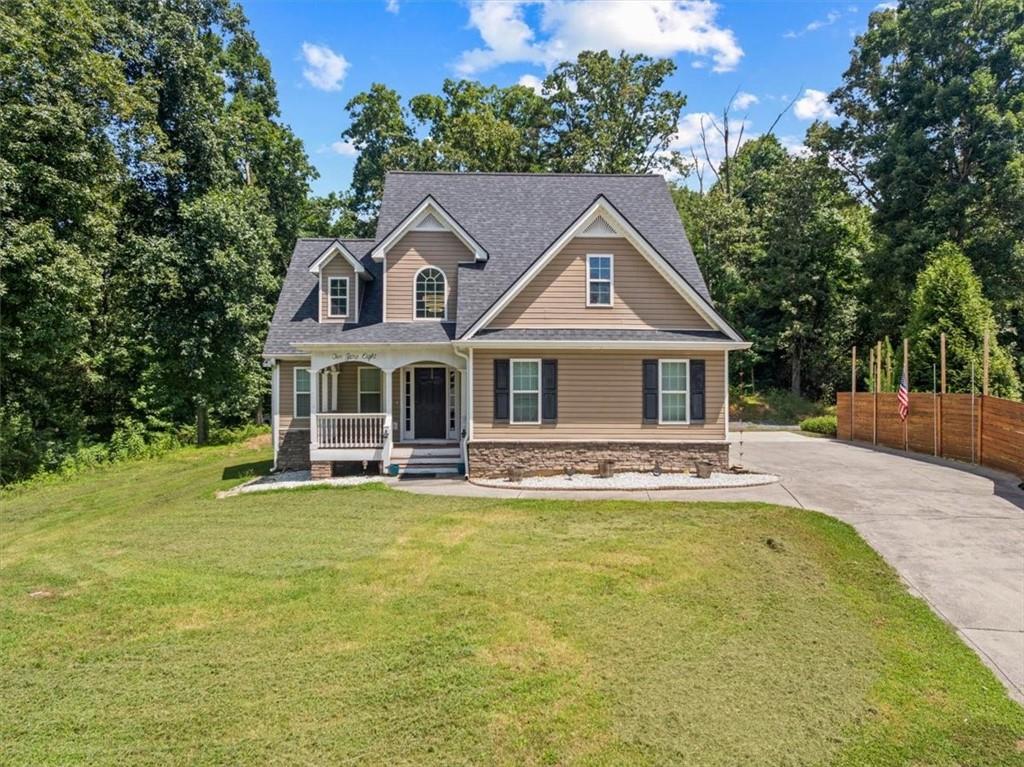 208 Levi Street SW Calhoun GA 30701