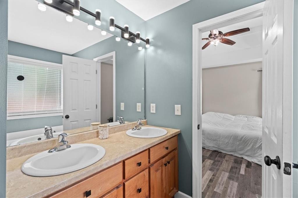 208 Levi Street SW Calhoun GA 30701