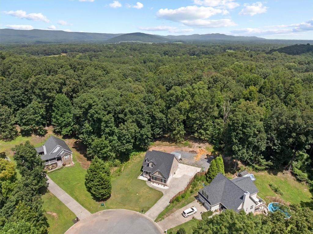 208 Levi Street SW Calhoun GA 30701