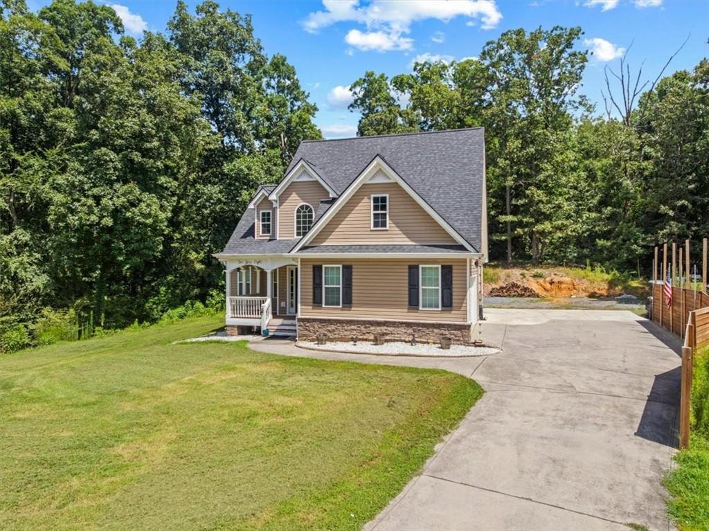208 Levi Street SW Calhoun GA 30701