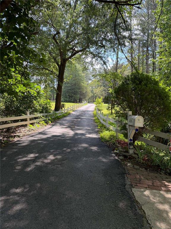 135 Windy Hill Road Fayetteville GA 30214