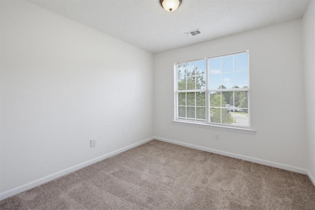 4963 Mckinley Drive Lula GA 30554