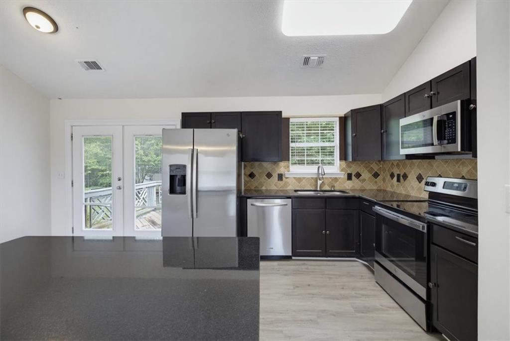 4963 Mckinley Drive Lula GA 30554