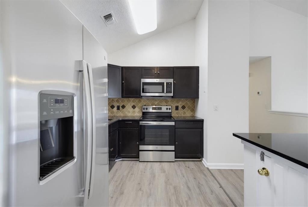 4963 Mckinley Drive Lula GA 30554